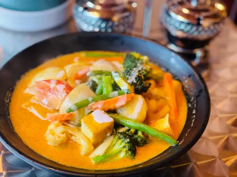 Gaeng Kari Pak